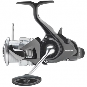 Mulineta Daiwa 24 Emcast BR LT 3000